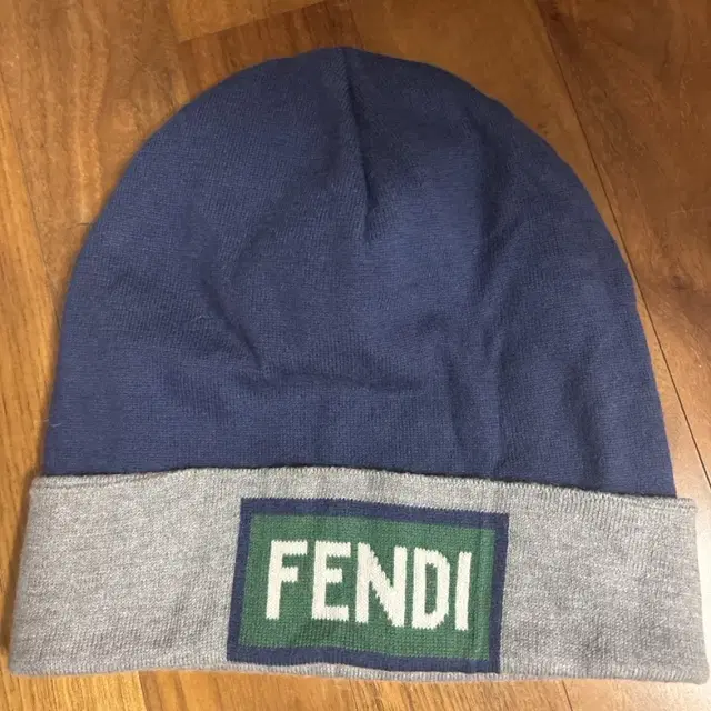 FENDI 팬디 키즈 비니