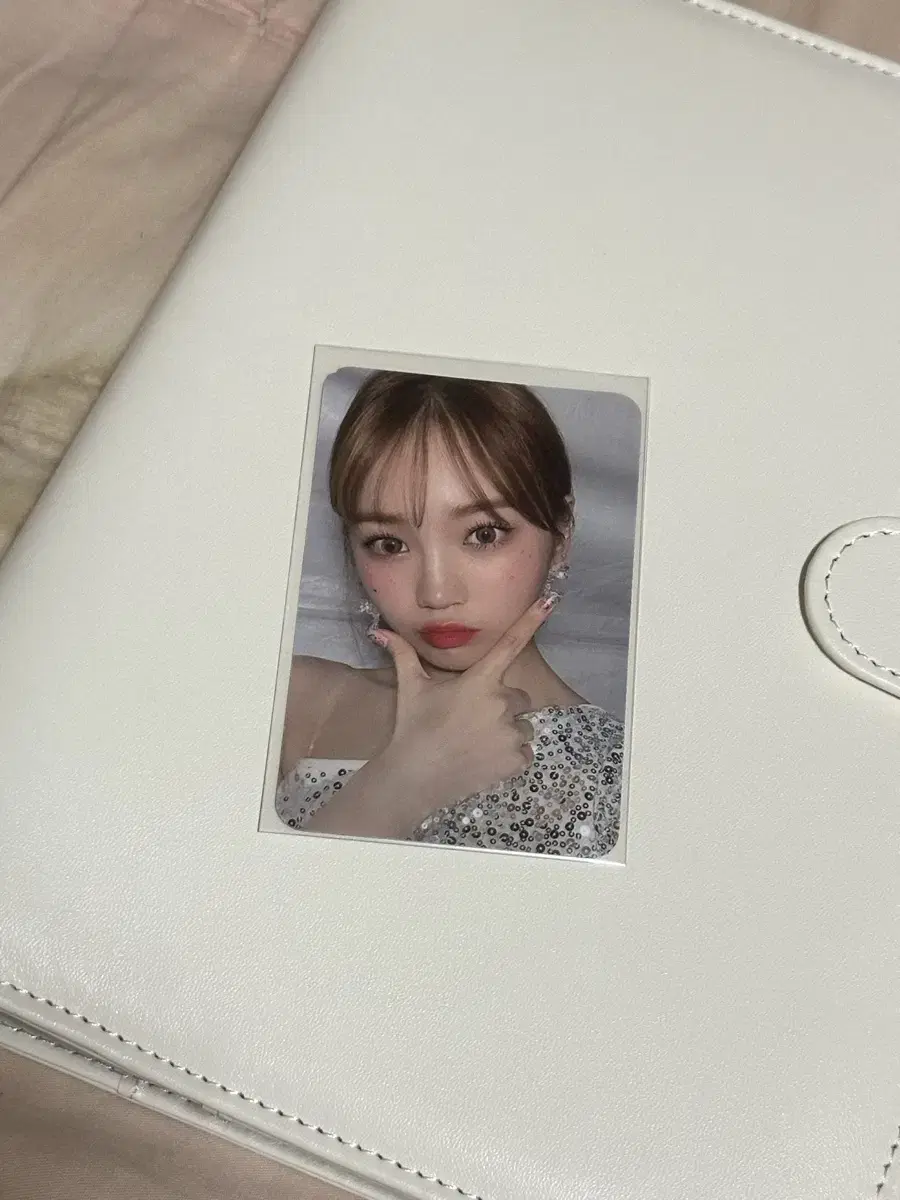 Kim Chaewon Fantastic Fairy Tales iz*one Photo Card