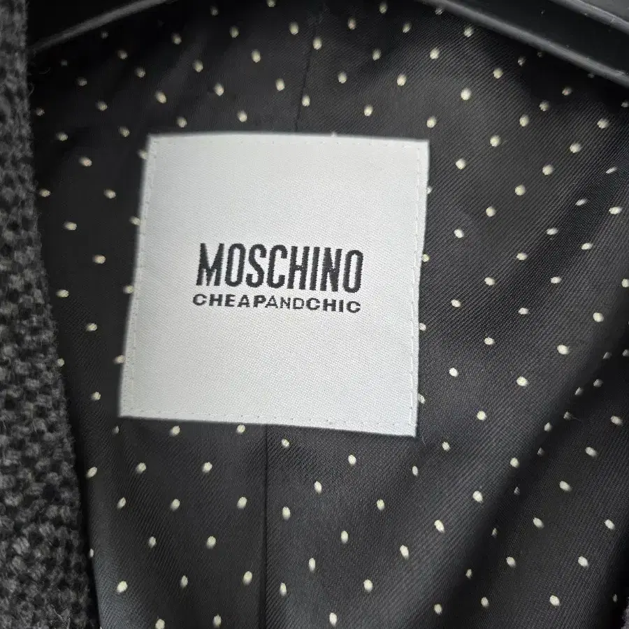 정품 모스키노 MOSCHINO 이태리 라나버진 울 코트