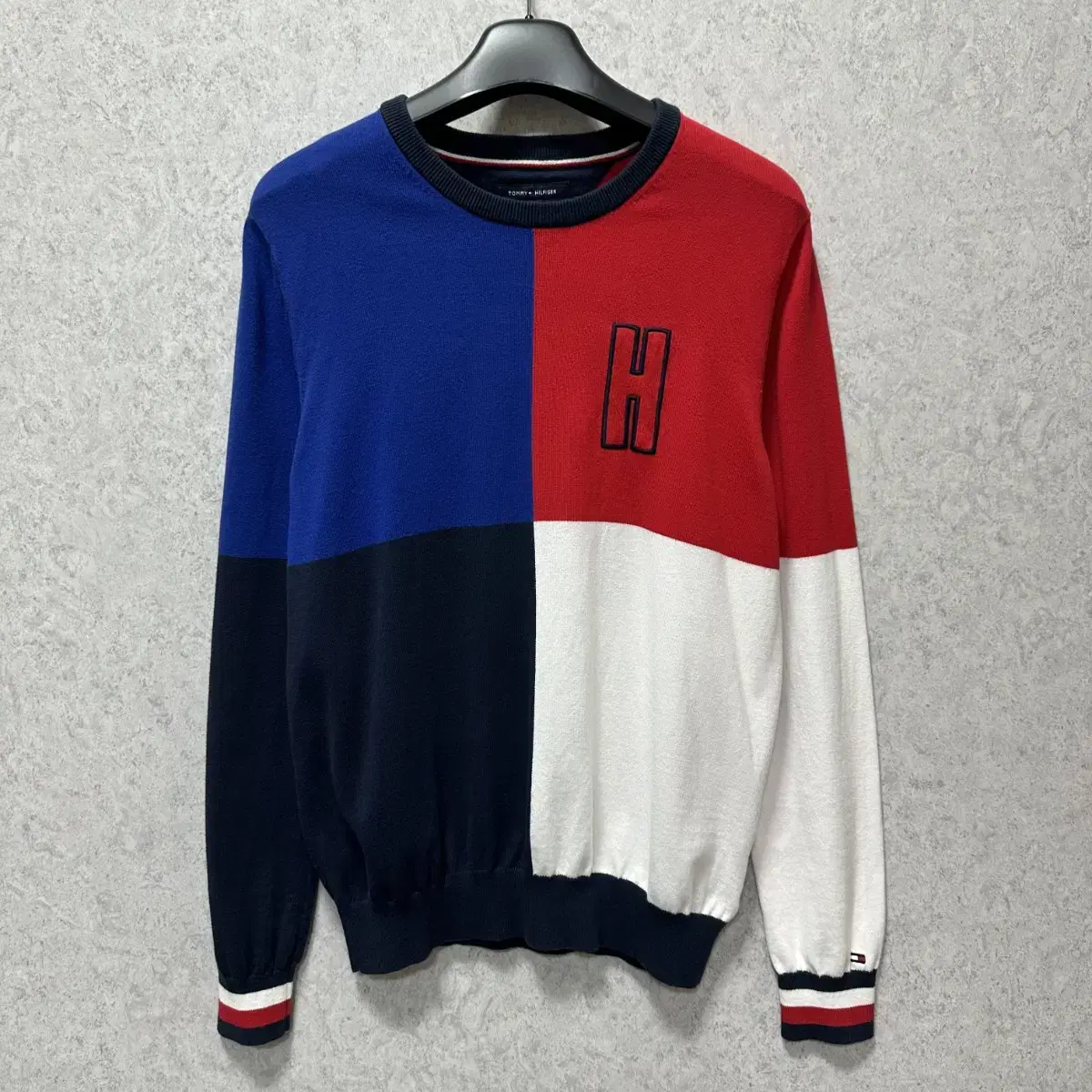 100 Tommy Hilfiger Men's Knit