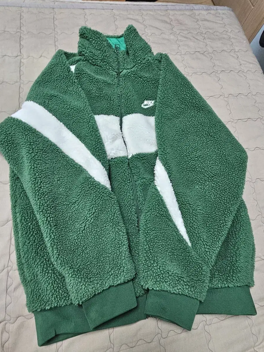 Nike Reversible Big Logo Jacket