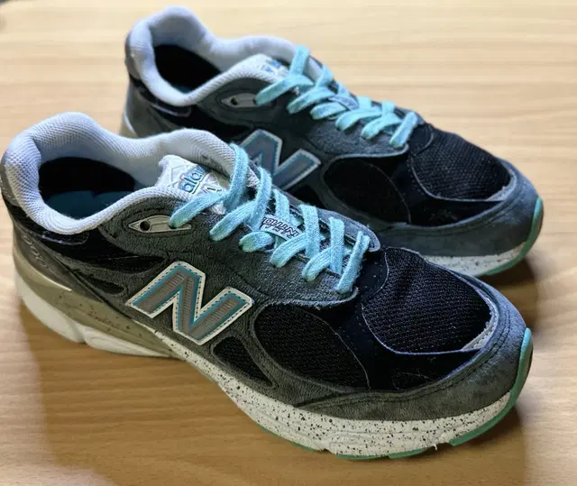 NEWBALANCE 990V3 MADE IN USA