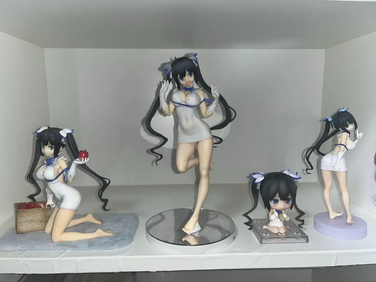 Sell the Hestia figure at bulk.