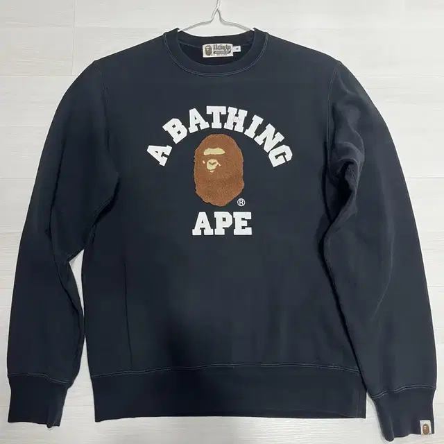 A bathing ape 배씽 에이프 스웨트티셔츠 M