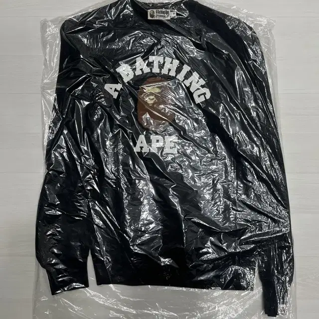 A bathing ape 배씽 에이프 스웨트티셔츠 M