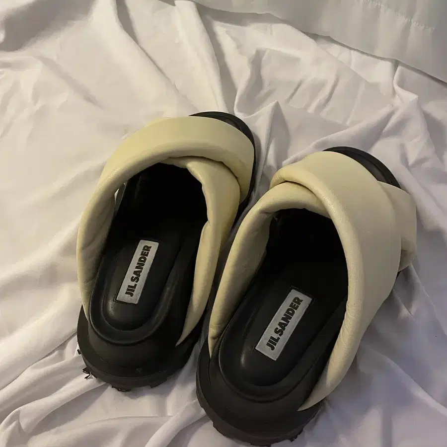 jil sander 질샌더 패디드 슬리퍼 샌들 240