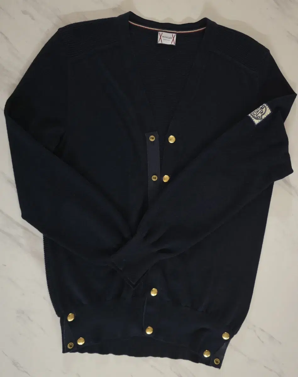 Moncler Keum Buttoned Cardigan