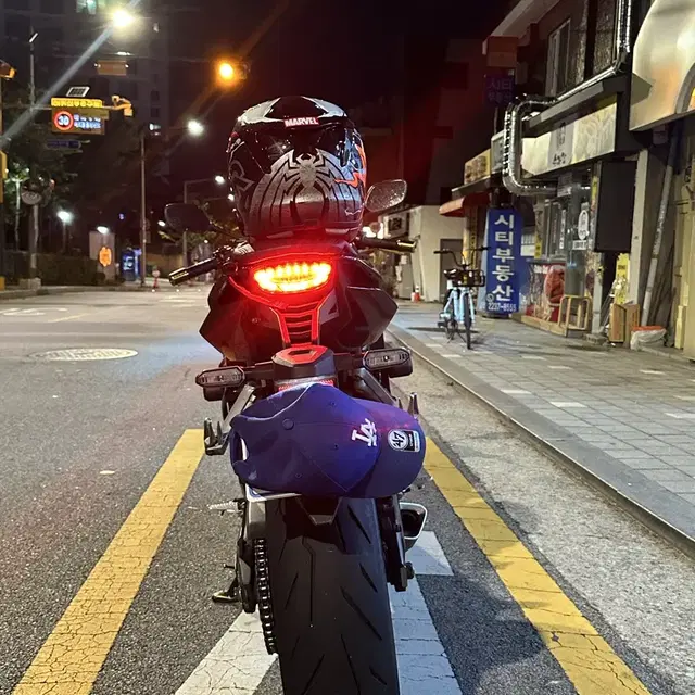 Cbr650r 22년식