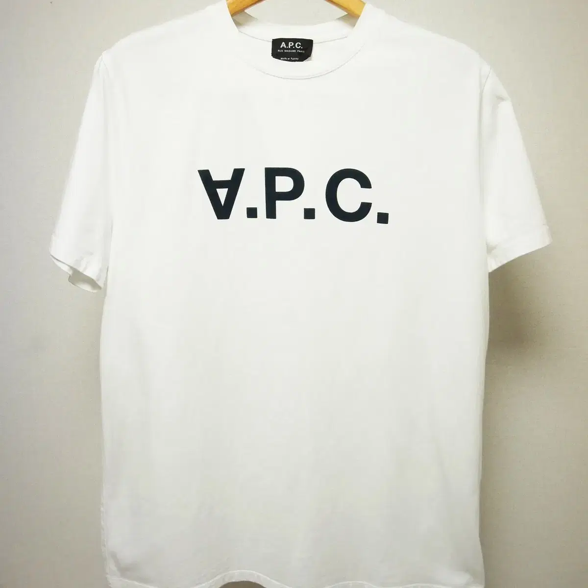 A.P.C 아페쎄 빅로고 라운드 티셔츠 남성100