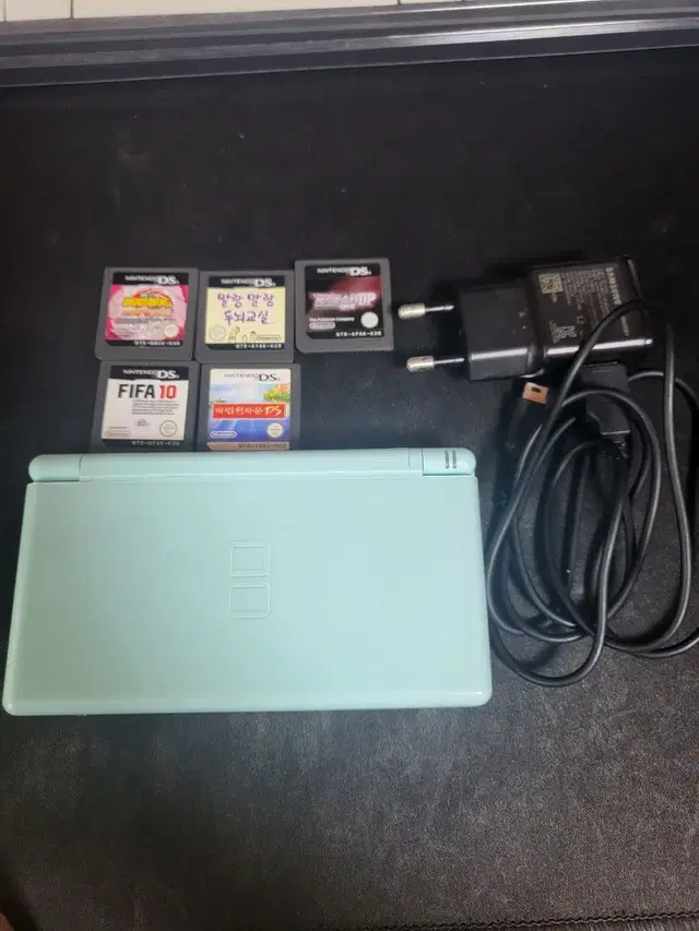 닌텐도 ds lite + 포켓몬스터 dp 펄기아 외 칩 4개