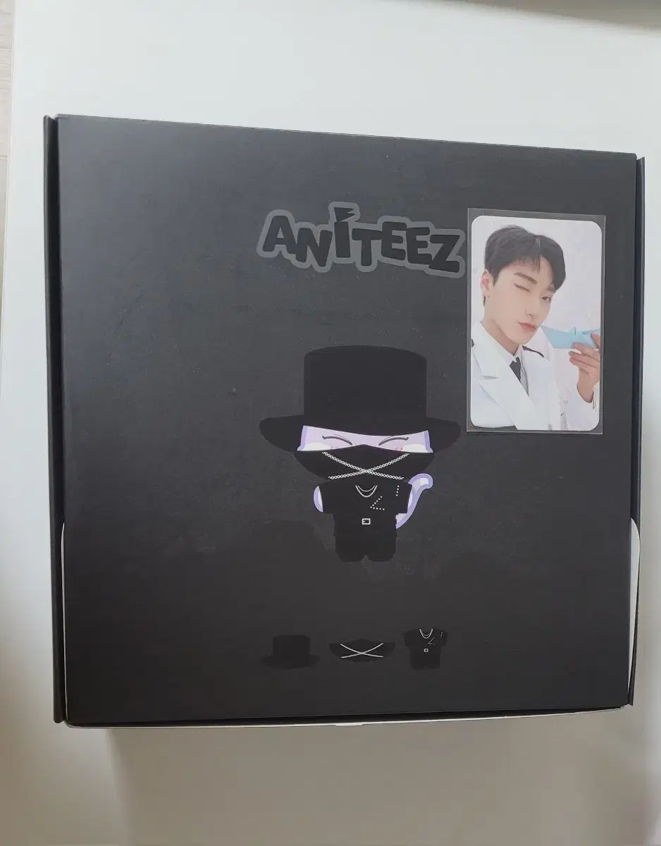 ateez anitiz choi san san dukey halatiz clothes wts