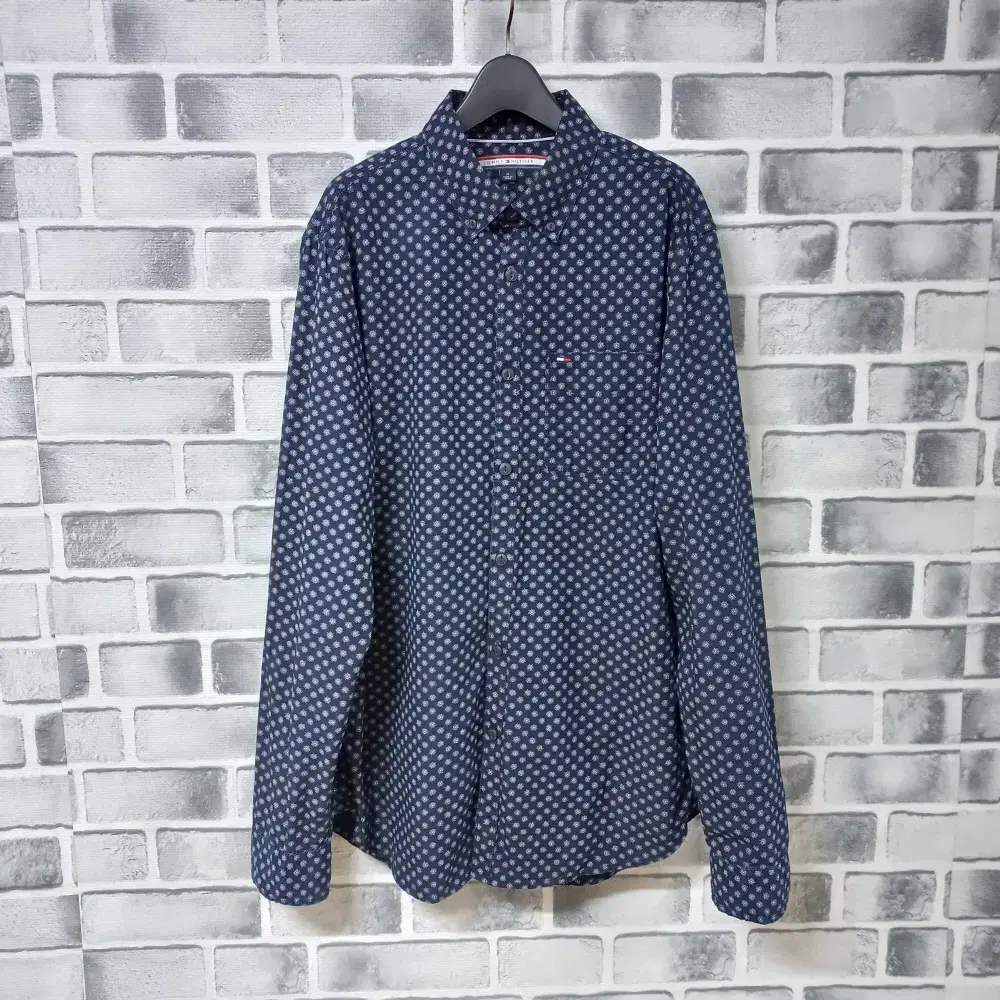 9-27/Tommy Hilfiger Navy Pattern Shirt Men