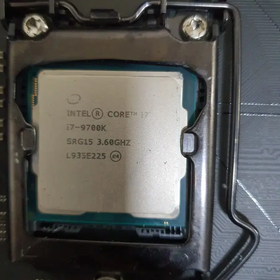 i7 9700k 메인보드셋트(z390칩셋)