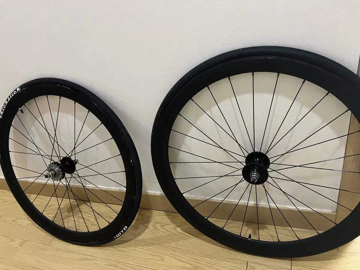 42 rims of new Voyager Novatech wheels