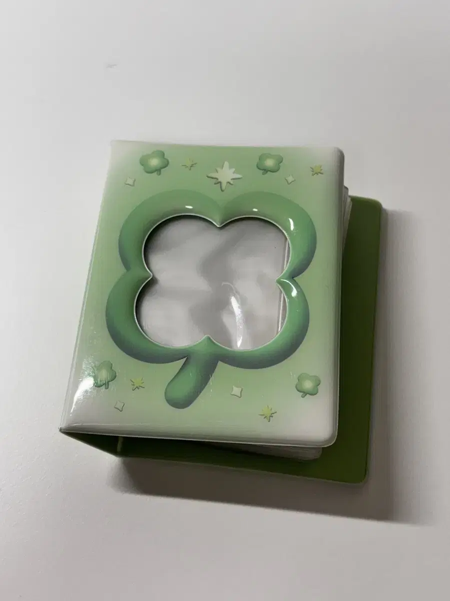 Four Leaf Clover Collectbook