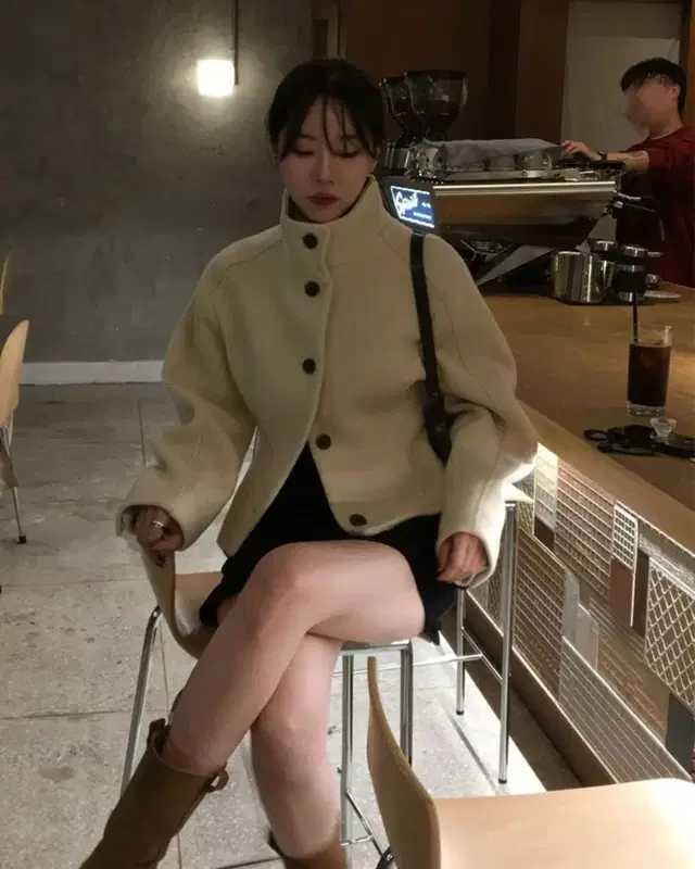 레이브 하이넥 숏코트 High Neck Short Coat