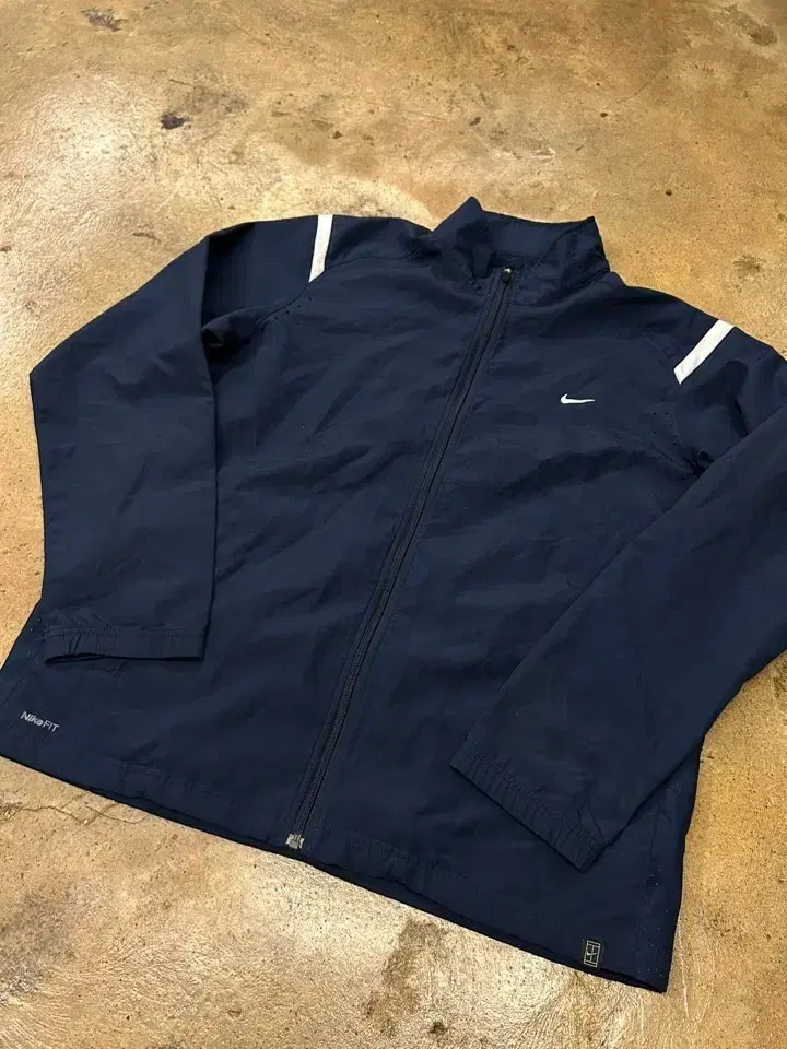 (Authentic/XL) Nike Windbreaker Jumper