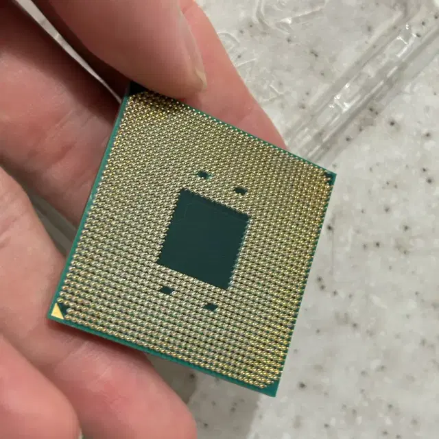 라이젠 r5 2600 cpu 팝니다