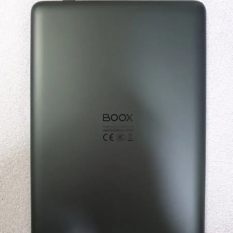 Boox Nova Pro ereader