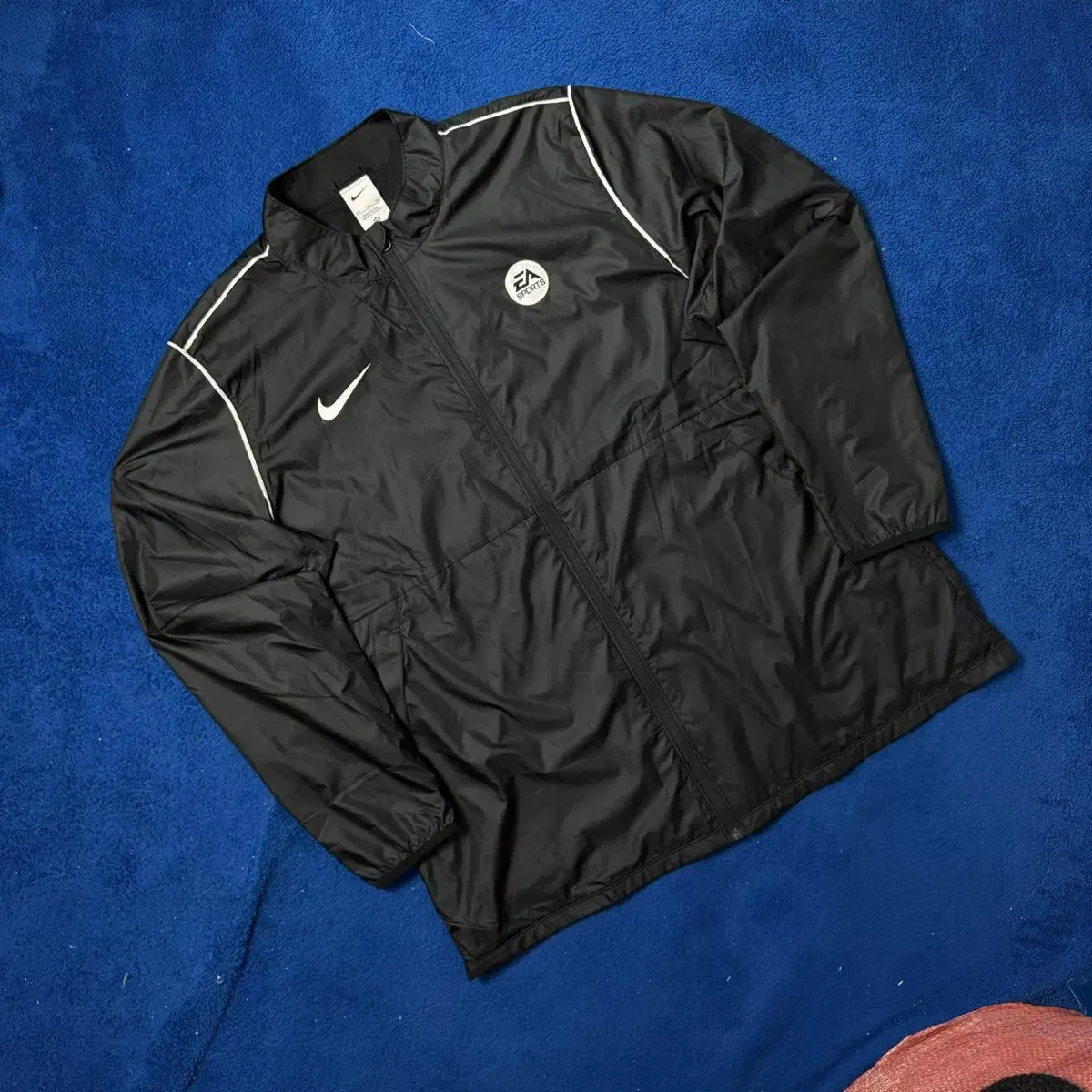 Nike EA Sports Windbreaker