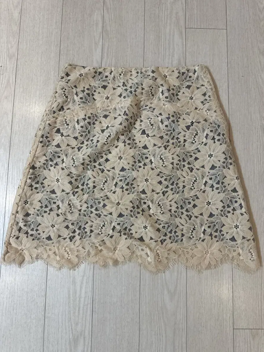 Sandro lace skirt