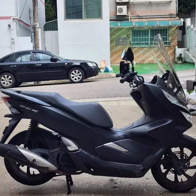 19년식 더뉴 PCX125 팝니다