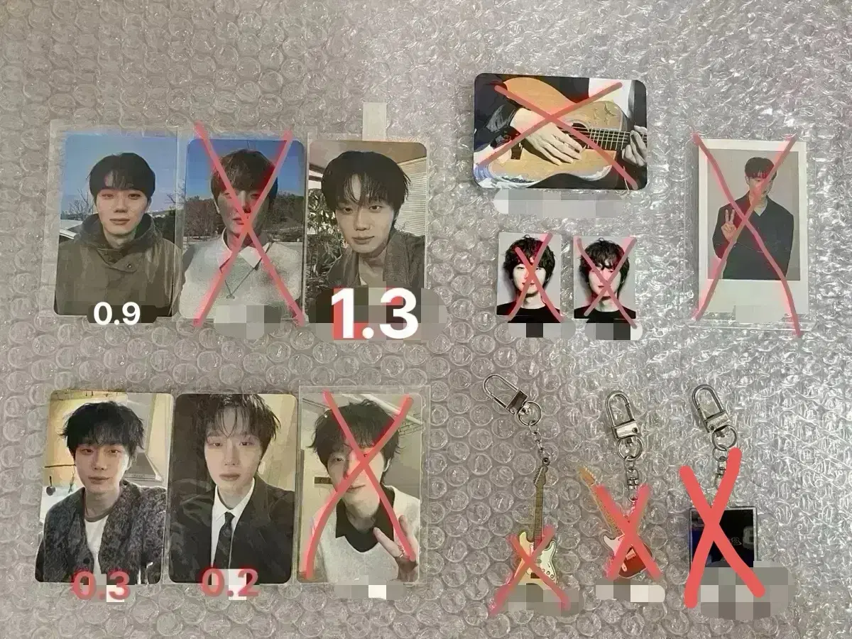 HaHyunSang photocard and keyring wts