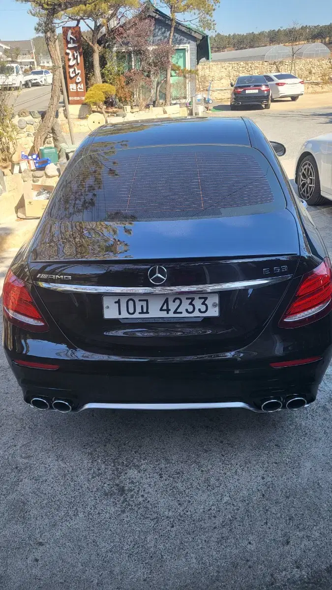 벤츠 e43amg  순정디퓨저 머플러팁입니다