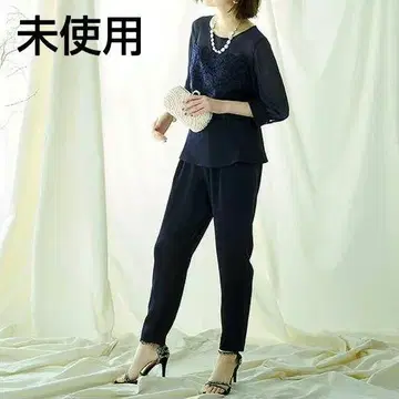 미사용 레이스 탑 스프레드 셋업 BELINDA de CAPRIS