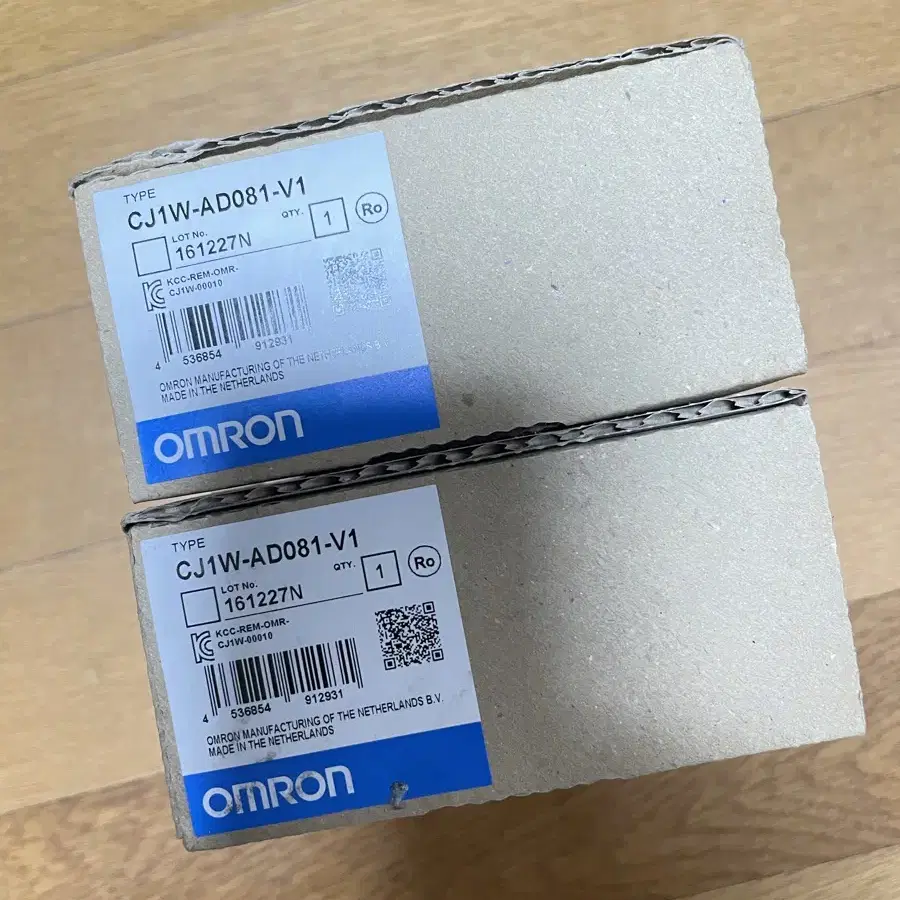 옴론(OMRON) CJ1W-AD081-V1 새 상품