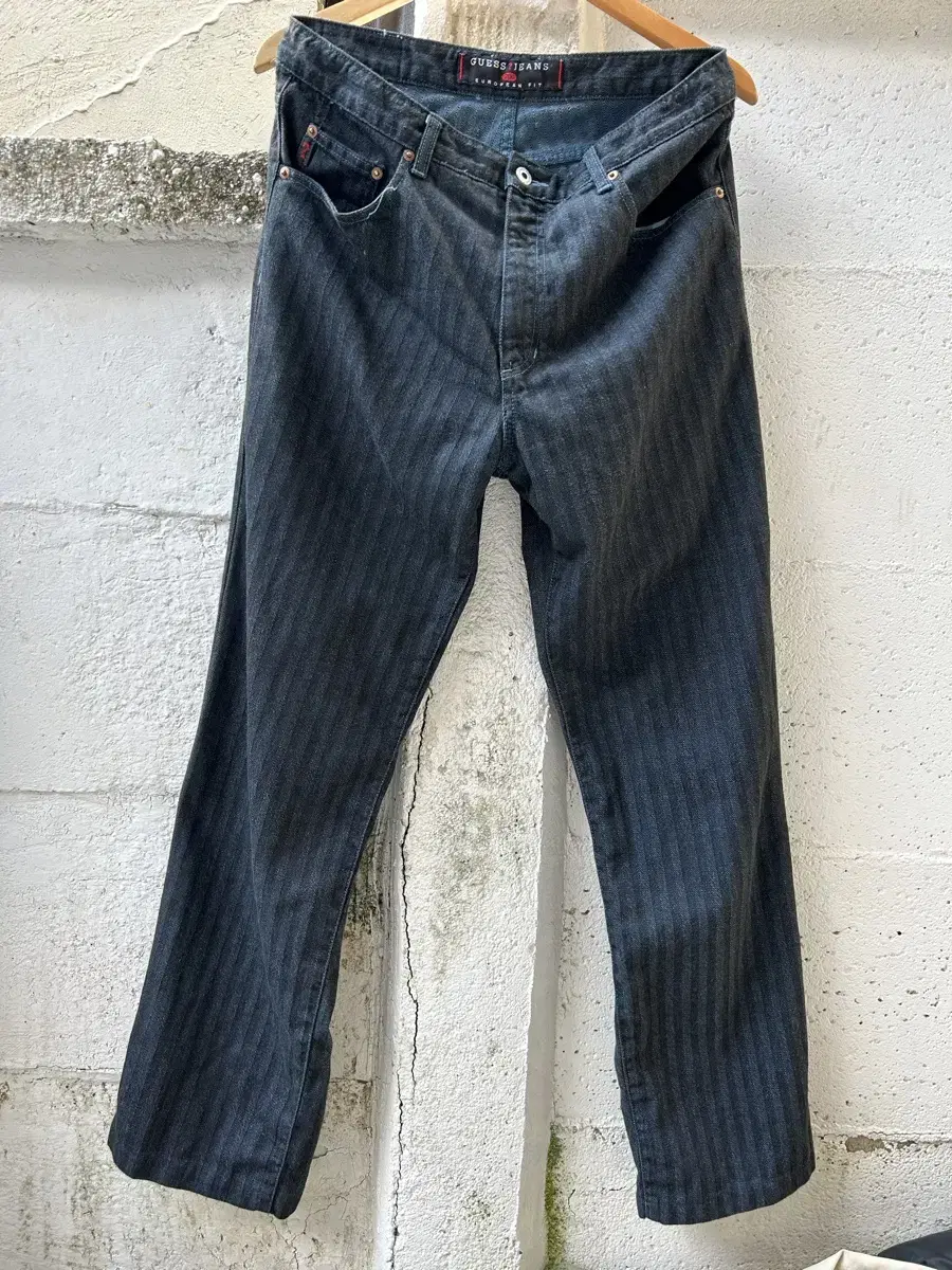 90s Goth Vintage Indigo European Fit Denim Pants 33