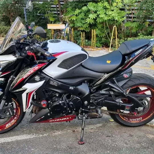 스즈키 GSX S1000