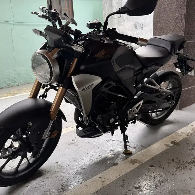 쿼터급 혼다 CB300R 팝니다!