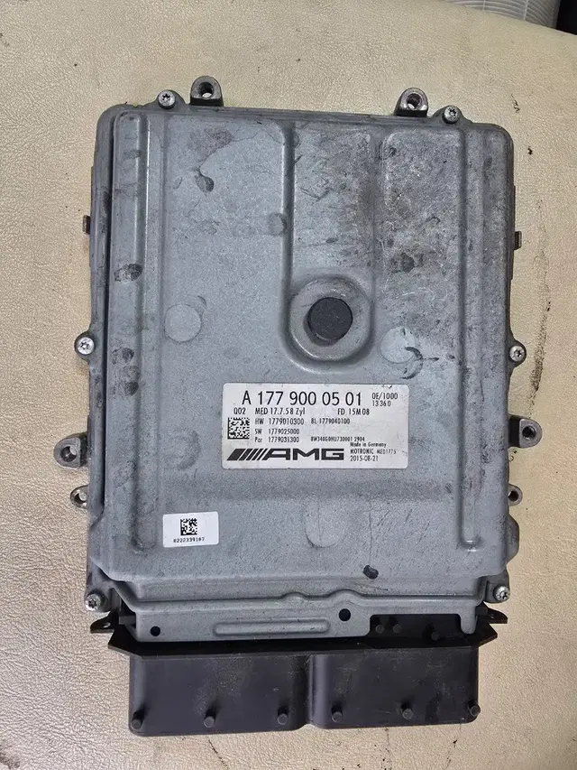 벤츠 c63 63 amg ecu 컴퓨터 1779000501