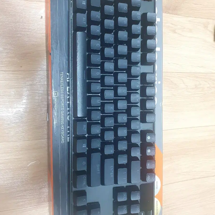 Apex pro tkl 풀박스