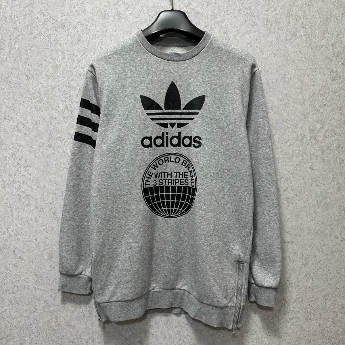 100 Adidas Men's Street Tops