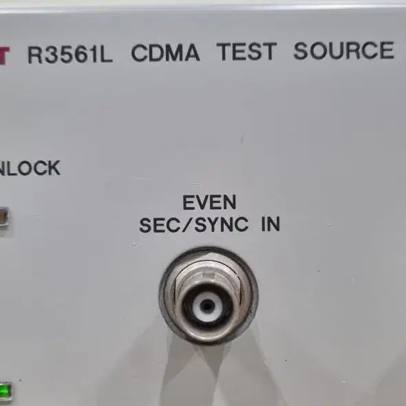 ADVANTEST R3561L CDMA TESTS SOURCE UNIT