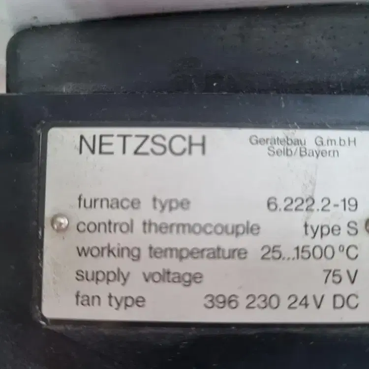 SIMULTANEOUS THERMAL ANALYSIS STA 409 EP