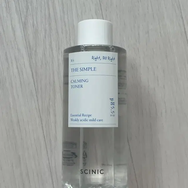 싸이닉 더 심플 카밍 토너 300ml