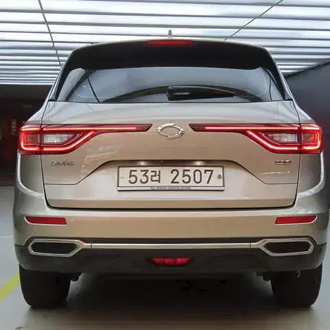 @17년식  QM6 2.0 dCi 4WD RE 시그니처