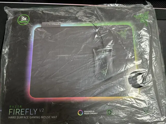 RAZER FIREFLY V2(레이저 파이어플라이 V2)