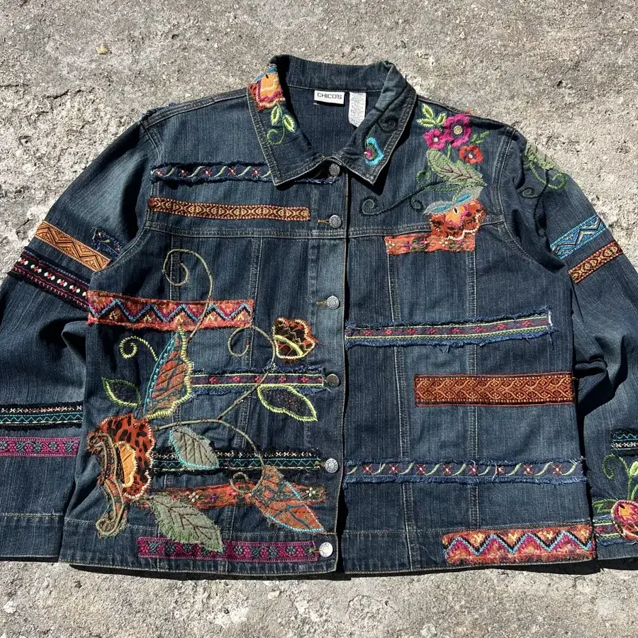 1990s CHICOS EMBROIDERY TRUCKER 자수데님자켓