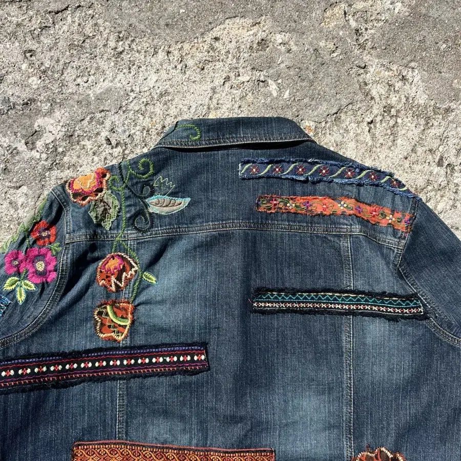 1990s CHICOS EMBROIDERY TRUCKER 자수데님자켓