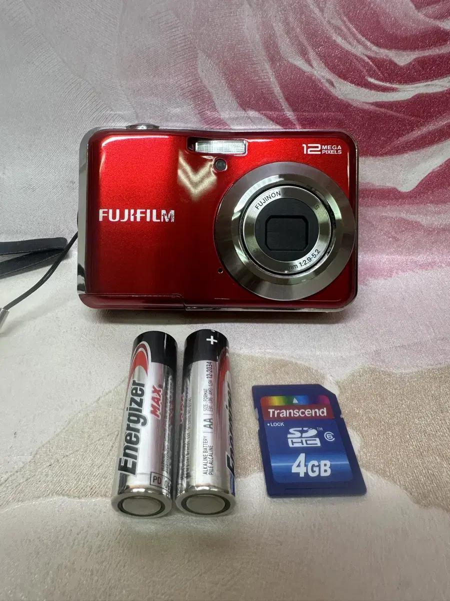 Fuji FinePix AV100Digital, 12MP, Red, ConditionGood