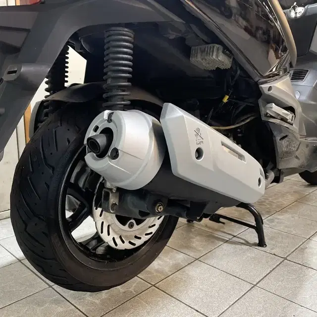 SYM "조이맥스125R" 17년식 특A급매물! 스쿠터오토바이