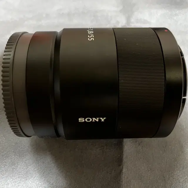 SONY 55mm F1.8 ZEISS