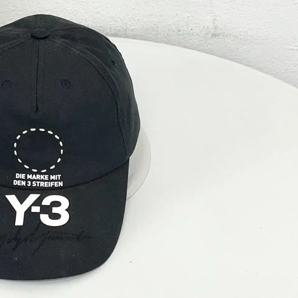 Y-3 18f/w 블랙 써클 볼캡