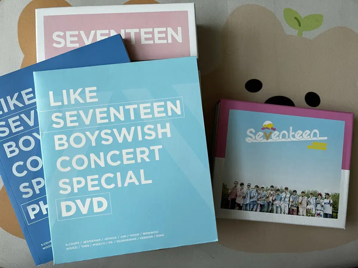 Seventeen special edition DVD, repackaged album