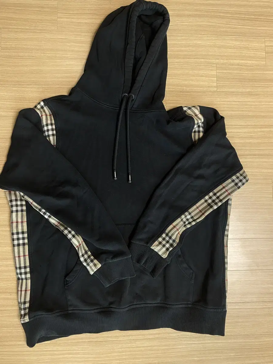 Burberry Check Hoodie XLGenuine Quick sale