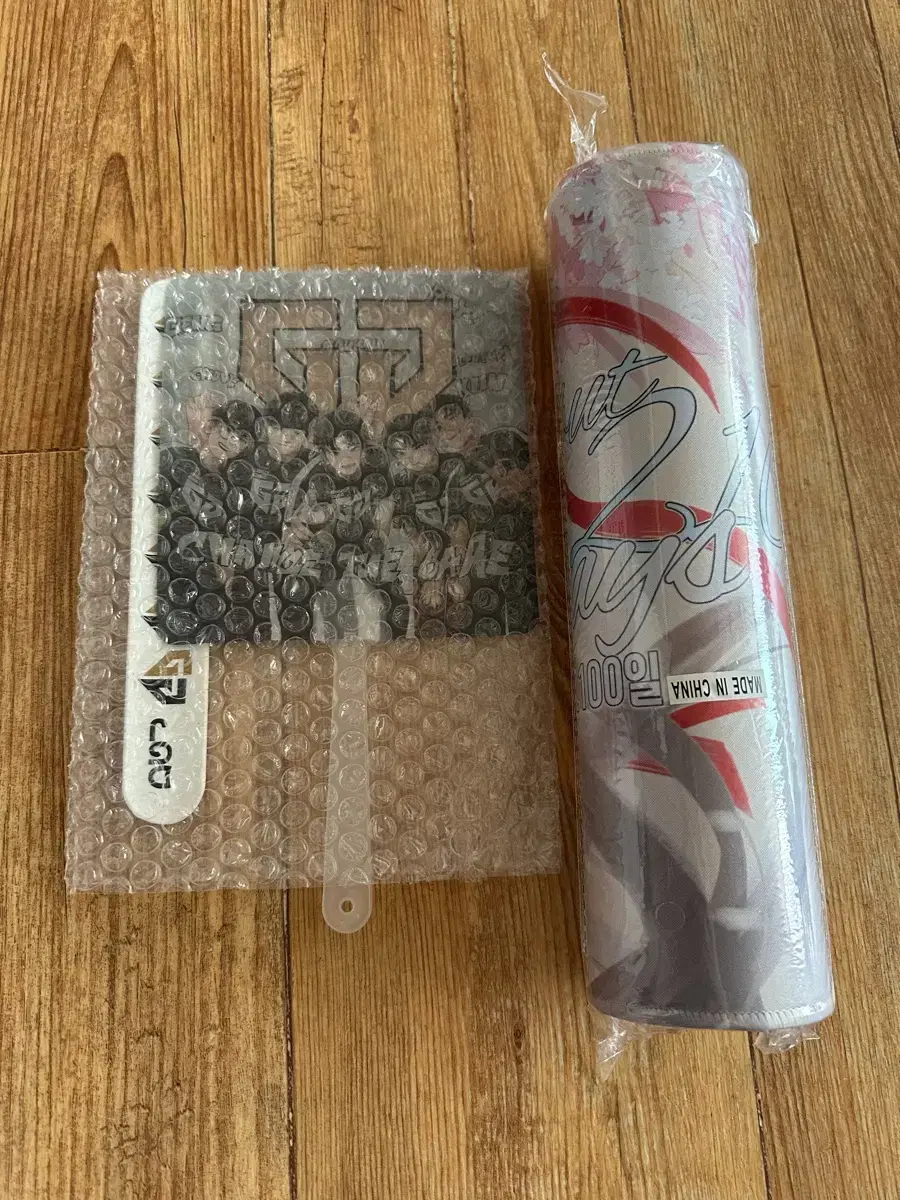 Zenji Merchandise Fans, Desk Mats bulk sell Unsealed